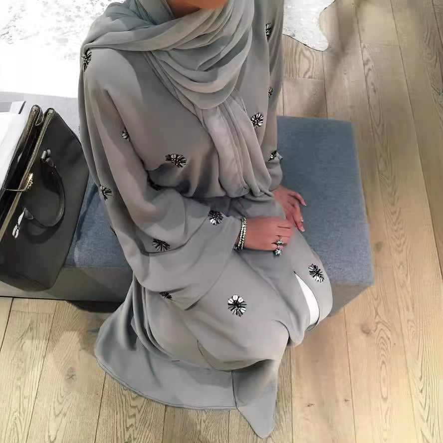 Amara Abaya mit Strassblumen